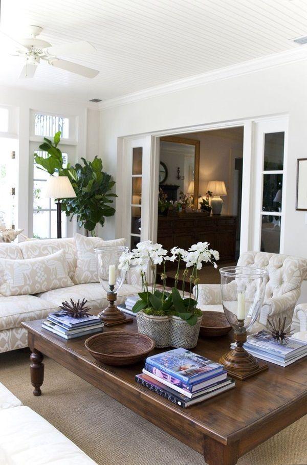 Open-plan living and dining space, immaculate finish